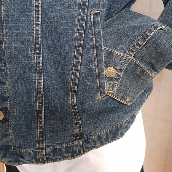 Jacket - Picture 4 of 8